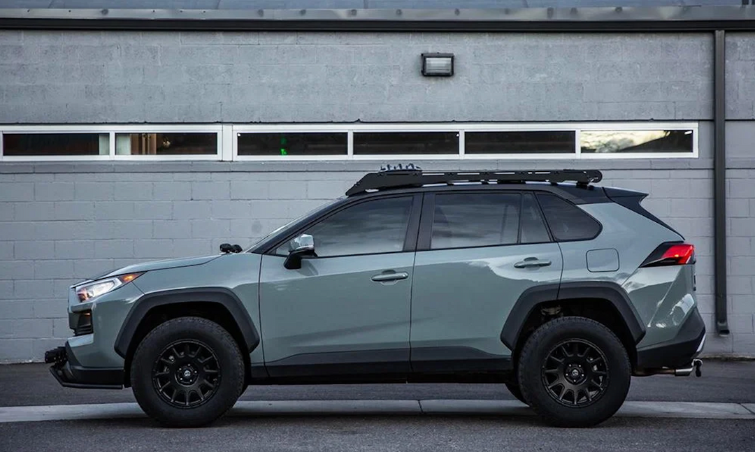 5G RAV4